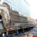 Spiegelfassade eines Bahnhofs - Teil 2